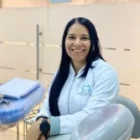 Dra Rebeca M R